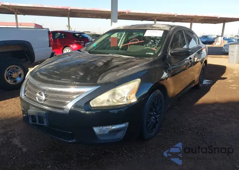 2015 Nissan Altima 2.5/2.5 S/2.5 Sl/2.5 Sv из США, поврежденный, VIN 1N4AL3AP4FC260679